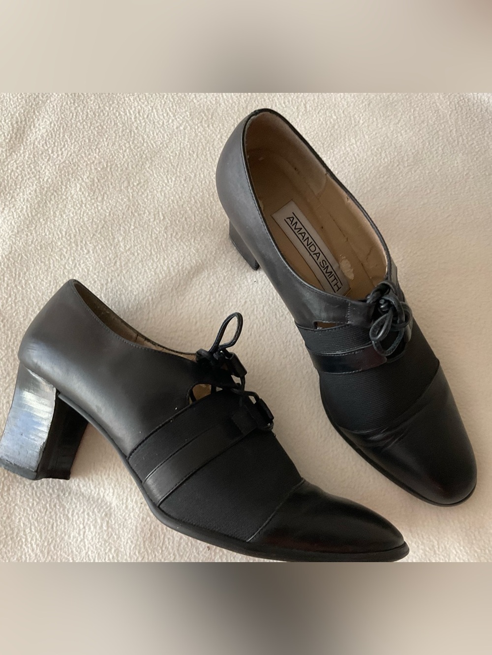 Amanda Smith Black Lace-Up Leather Block Heel Pumps